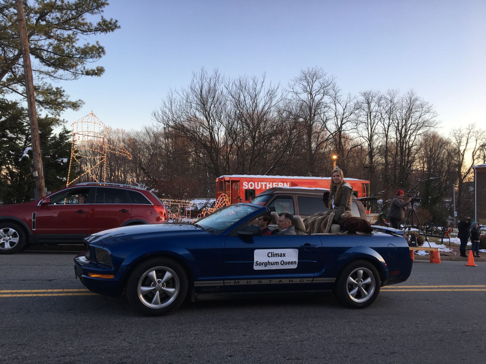 DRB 1211 Parade 32.JPG